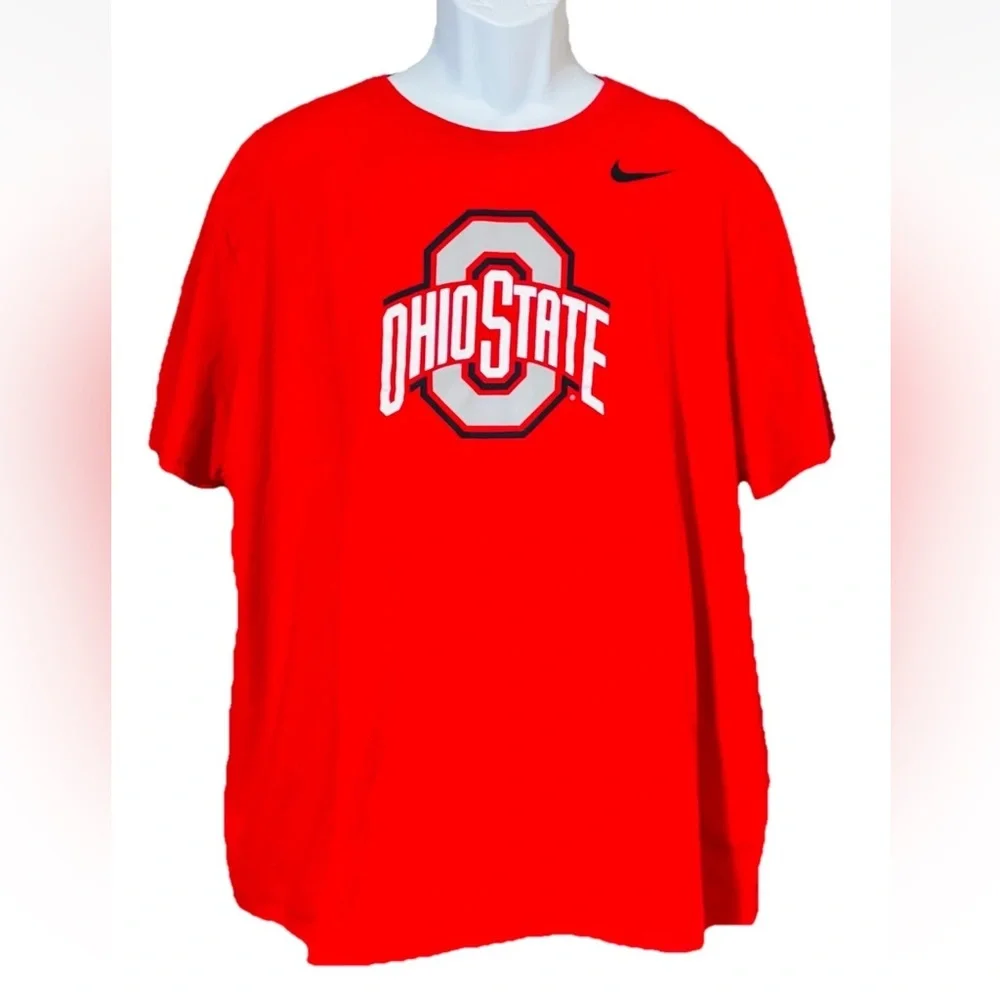 The Nike Tee Ohio State Buckeyes Shirt Mens XXL Red Short Sleeve Athletic Cut